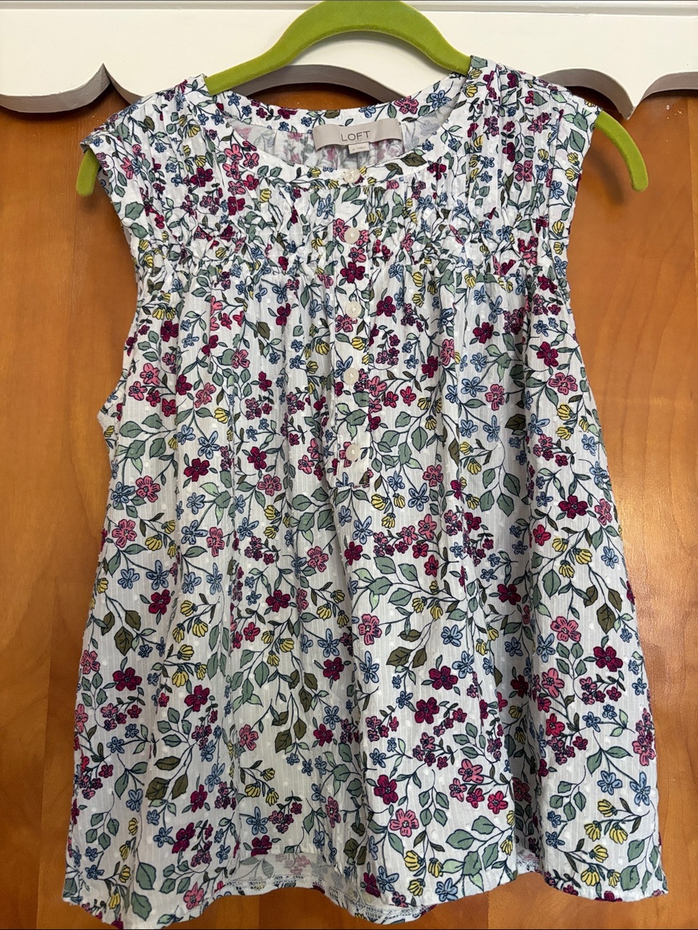 LOFT White Floral Sleeveless Top with Pink and Yellow Blossoms 100% cotton